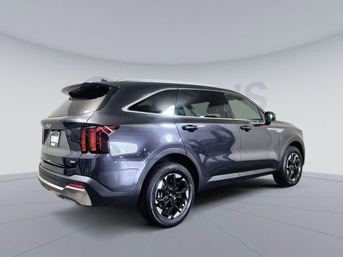 Used 2025 Kia Sorento S AWD/4WD image 7