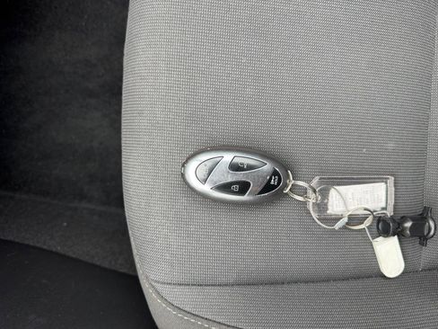 Used 2025 Hyundai Kona SEL image 20