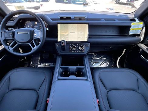 New 2026 Land Rover Defender 110 X-Dynamic SE AWD/4WD image 10