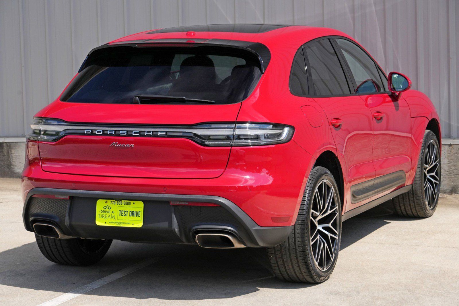 Used 2024 Porsche Macan AWD/4WD image 51