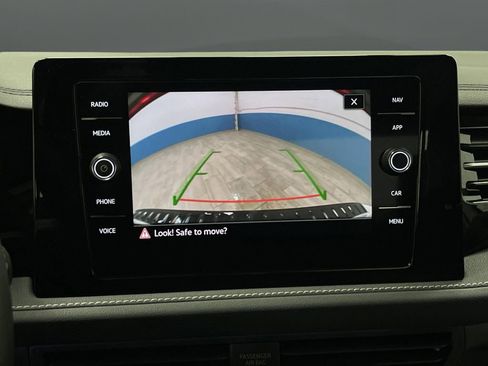 Used 2025 Volkswagen Jetta SEL image 10