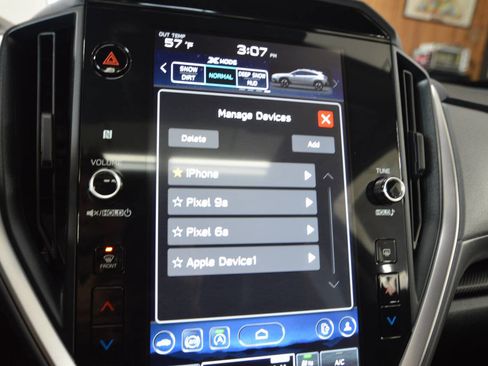 Used 2025 Subaru Crosstrek 2.0i Premium image 40