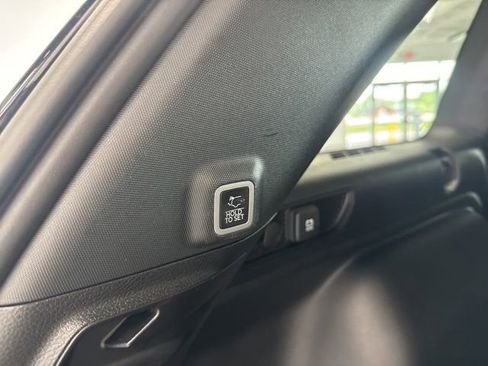 Used 2024 Jeep Grand Cherokee Altitude AWD/4WD image 14