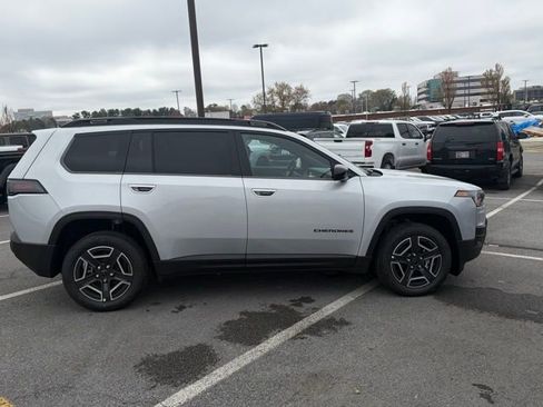 New 2026 Jeep Cherokee Laredo AWD/4WD image 9
