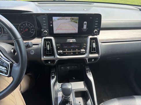 Used 2023 Kia Sorento X-Line EX AWD/4WD image 9