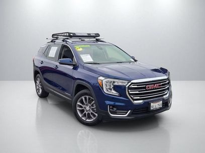Used 2023 GMC Terrain SLT