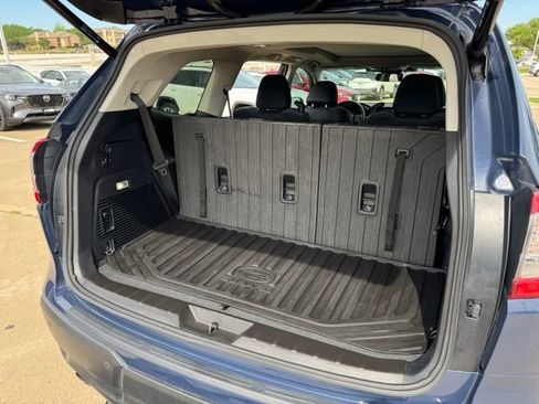 Used 2025 Subaru Ascent Onyx Edition AWD/4WD image 23