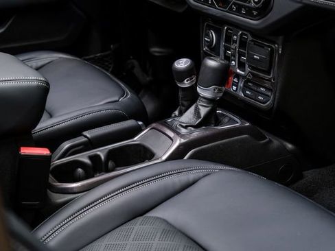 Used 2025 Jeep Wrangler Unlimited Rubicon 392 image 71