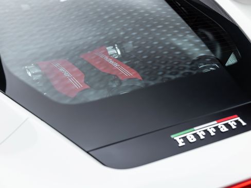 Used 2017 Ferrari 488 GTB image 27