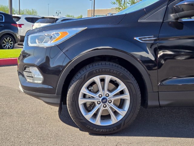 Used 2019 Ford Escape SEL AWD/4WD image 9