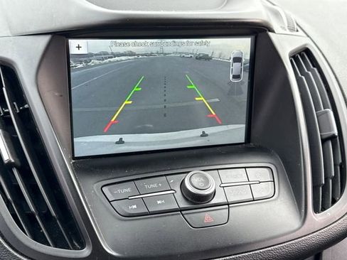 Used 2019 Ford Escape SEL image 29