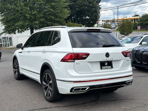 Used 2024 Volkswagen Tiguan SEL R-Line AWD/4WD image 3