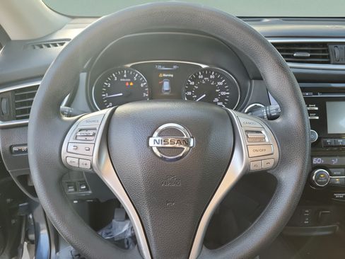 Used 2015 Nissan Rogue SV AWD/4WD image 17