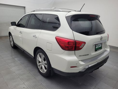 Used 2018 Nissan Pathfinder SL w/ SL Premium Package FWD image 3