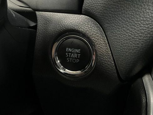 Used 2025 Toyota RAV4 XLE image 29