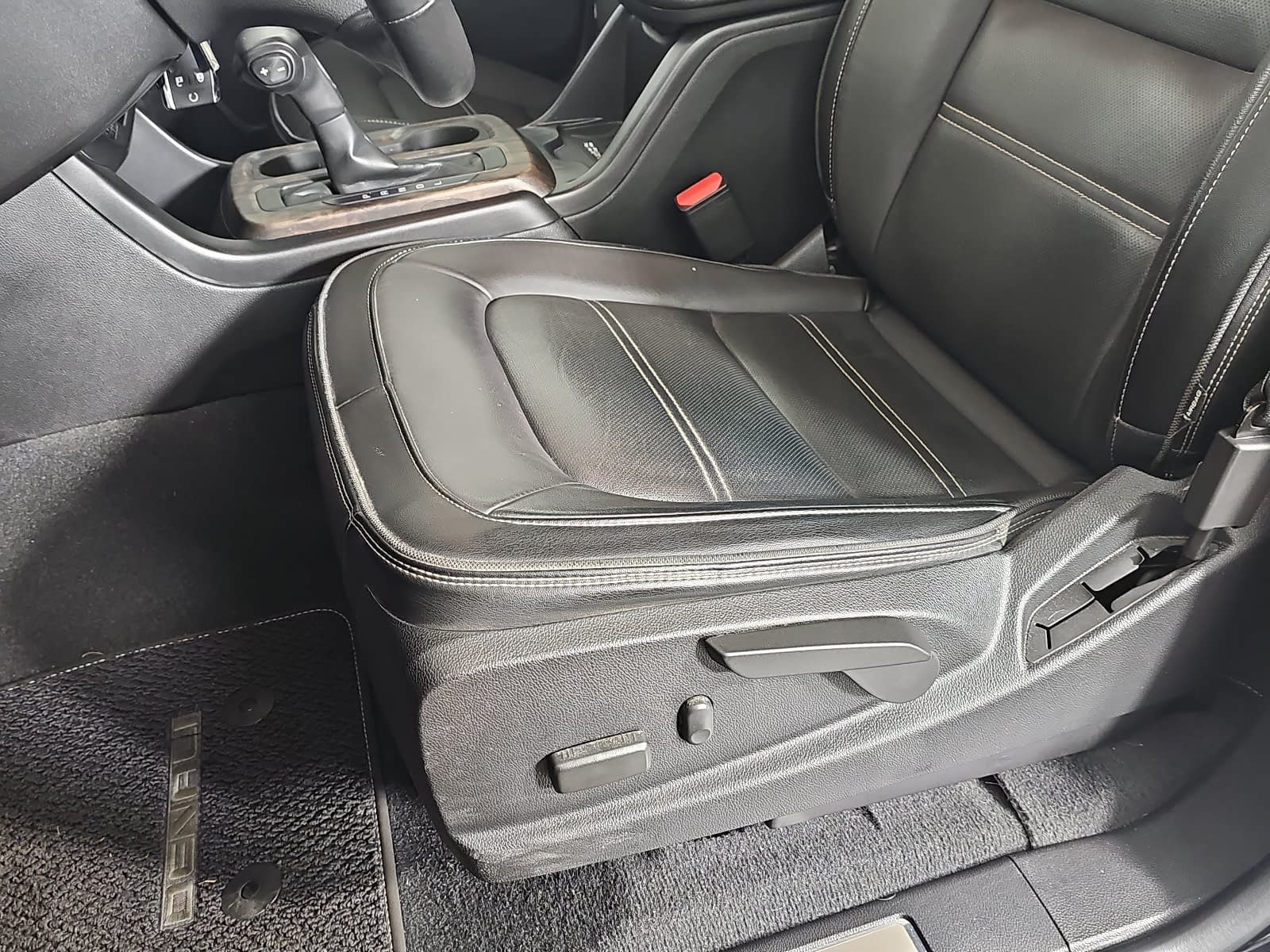 Used 2021 GMC Canyon Denali AWD/4WD image 19