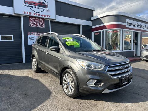 Used 2017 Ford Escape Titanium AWD/4WD image 1