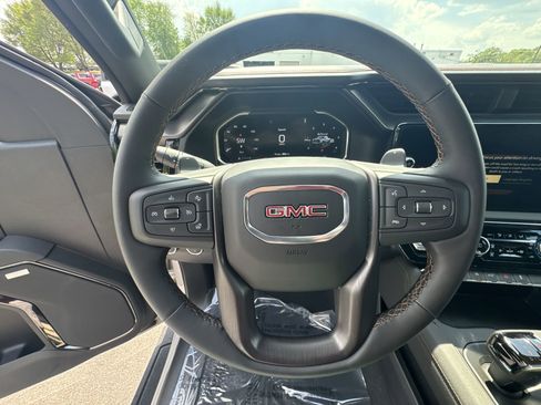 New 2026 GMC Sierra 1500 AT4 w/ AT4 Premium Package AWD/4WD image 11