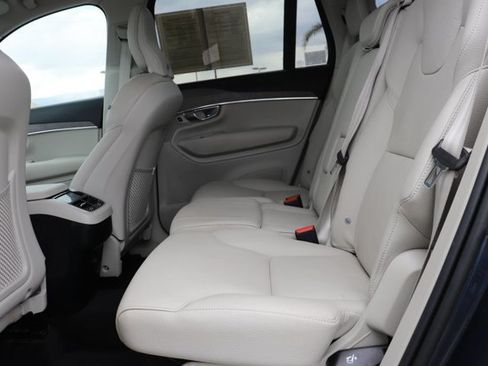 Used 2023 Volvo XC90 B6 Plus w/ Protection Package Premier AWD/4WD image 14