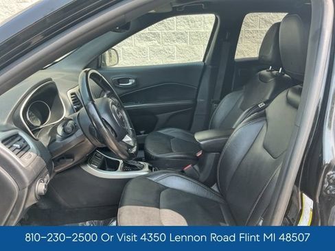 Used 2021 Jeep Compass Latitude w/ Sun and Sound Group FWD image 15