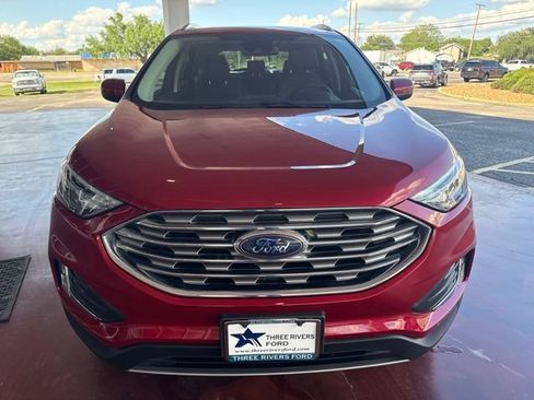 Used 2022 Ford Edge SEL w/ Convenience Package AWD/4WD image 2