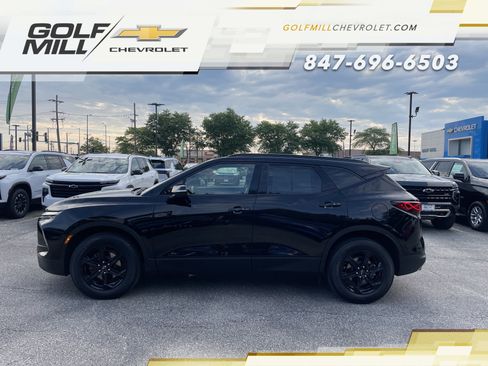 Used 2024 Chevrolet Blazer LT w/ Midnight/Sport Edition FWD image 12
