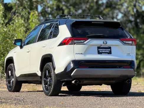 Used 2021 Toyota RAV4 XSE AWD/4WD image 5