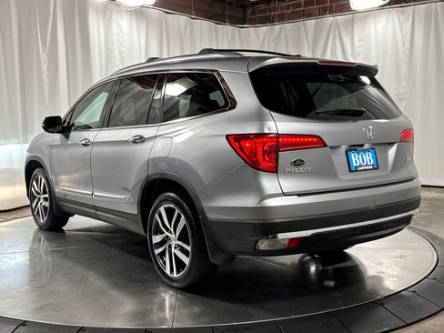 Used 2017 Honda Pilot Elite image 9