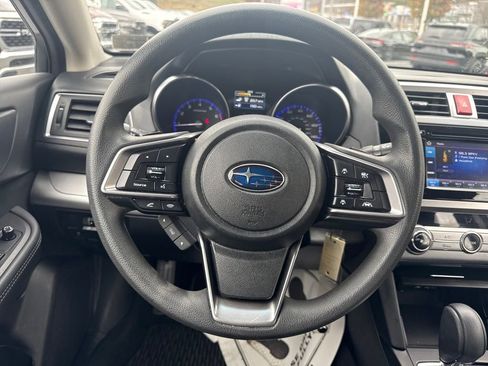 Used 2019 Subaru Outback 2.5i image 16
