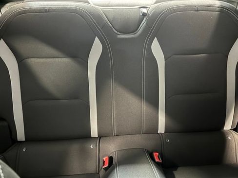 Used 2019 Chevrolet Camaro LT w/ Technology Package RWD image 12