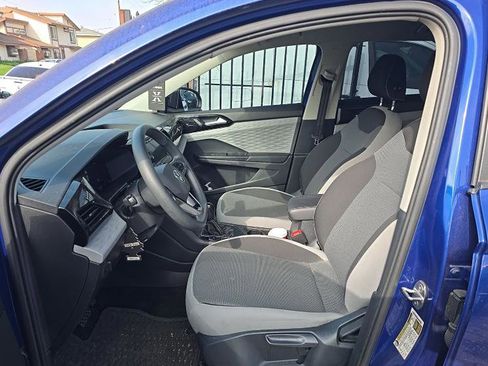 Used 2022 Volkswagen Taos S image 11