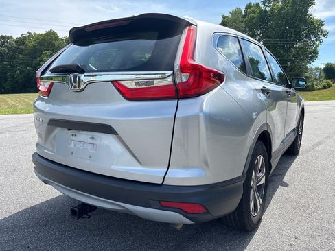 Used 2018 Honda CR-V LX image 5