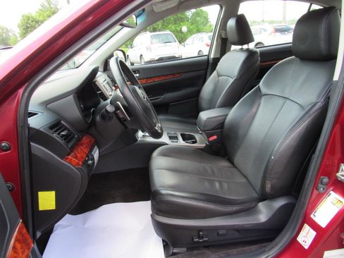 Used 2012 Subaru Legacy 3.6R Limited AWD/4WD image 4