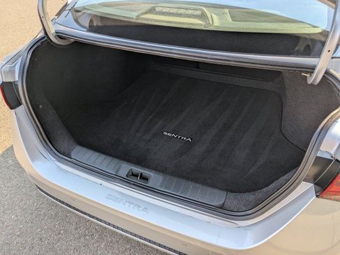Used 2022 Nissan Sentra SV w/ All-Weather Package FWD image 28