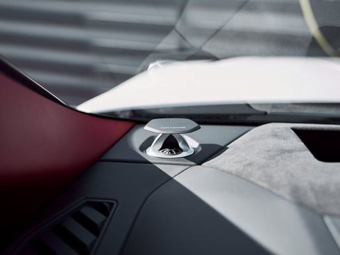 Used 2024 Lamborghini Urus S image 57