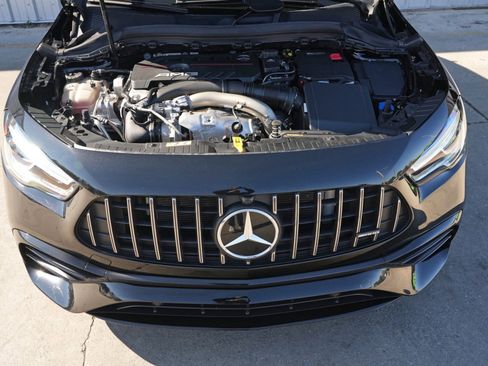 Used 2021 Mercedes-Benz GLA 35 AMG 4MATIC w/ Premium Package image 7