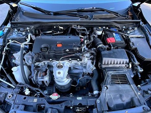 Used 2023 Honda Civic LX image 10