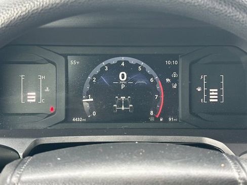 Used 2025 Toyota Tacoma SR5 image 27