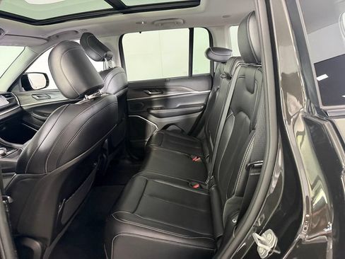 Used 2024 Jeep Grand Cherokee Limited 4xe AWD/4WD image 25