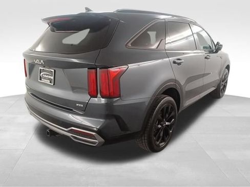 Used 2023 Kia Sorento SX AWD/4WD image 8