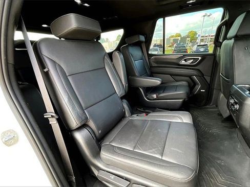 Used 2023 Chevrolet Tahoe Z71 w/ Luxury Package image 20