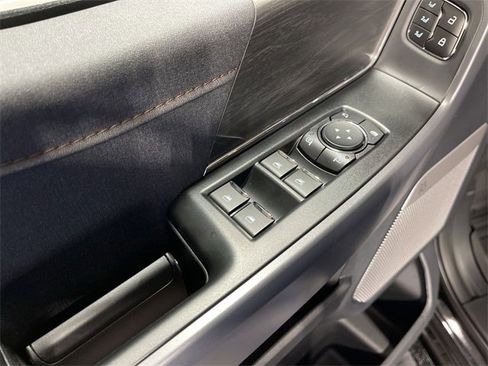 New 2025 Ford F150 Lariat w/ Equipment Group 501A Mid image 19