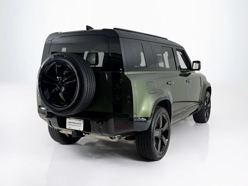 Used 2026 Land Rover Defender 110 X-Dynamic SE AWD/4WD image 5