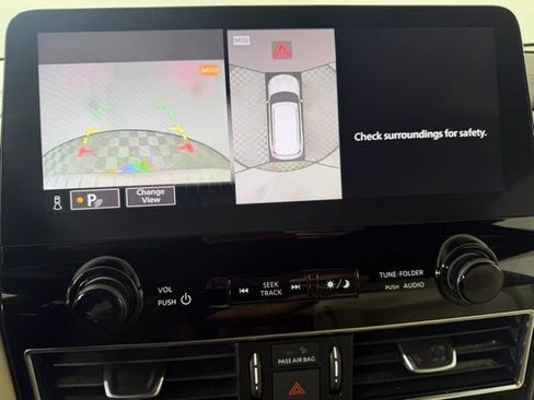 Used 2023 INFINITI QX80 Sensory w/ All-Season Package AWD/4WD image 15