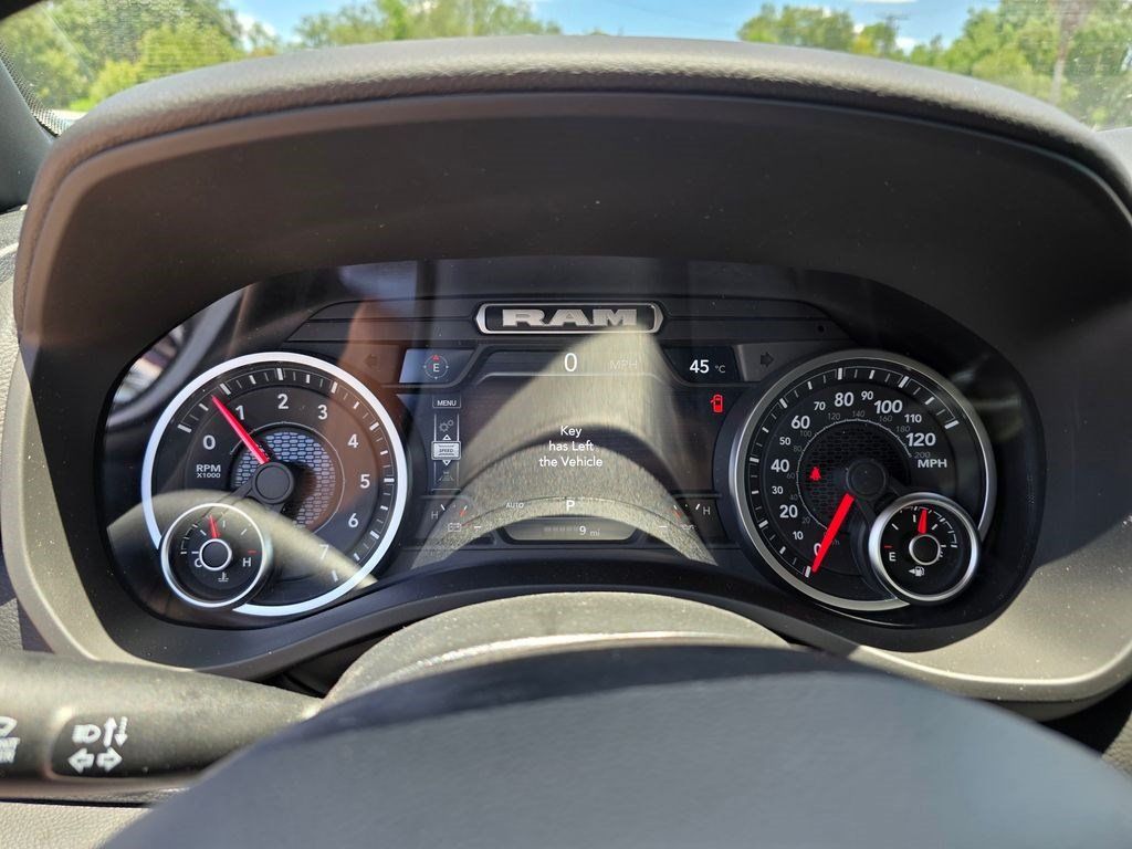 New 2026 RAM 1500 Big Horn AWD/4WD image 23