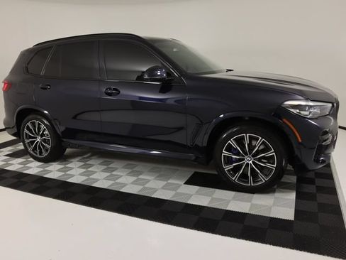 Used 2022 BMW X5 M50i w/ Parking Assistance Package AWD/4WD image 6