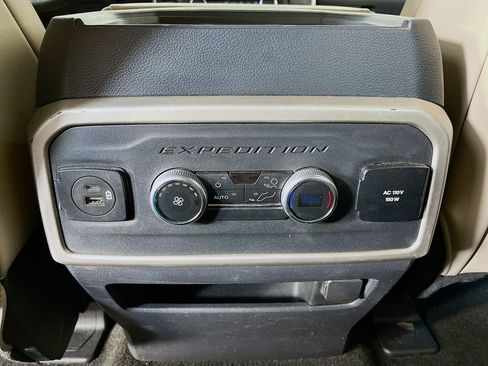 Used 2023 Ford Expedition Max XLT AWD/4WD image 34