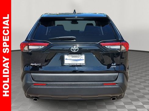 Used 2024 Toyota RAV4 LE image 4