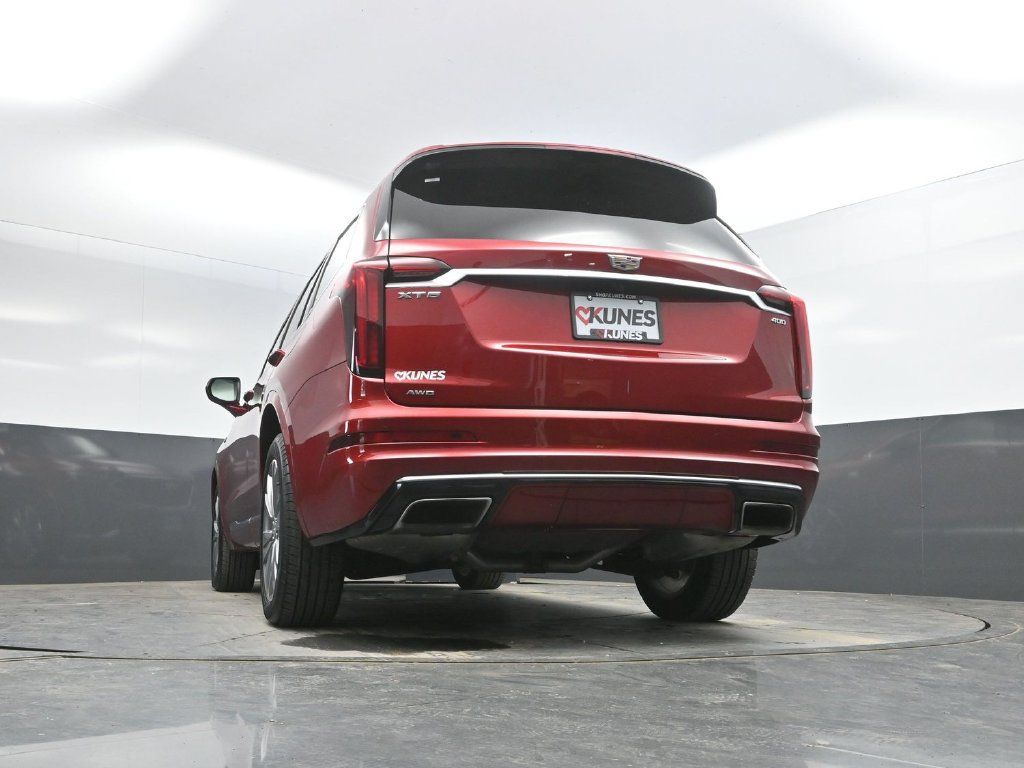 Used 2021 Cadillac XT6 Premium Luxury w/ Platinum Package AWD/4WD image 40