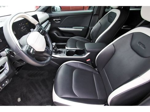 Used 2026 Kia K4 GT-Line w/ GT-Line Sunroof Package FWD image 6